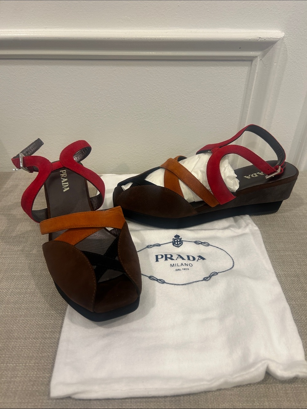 Prada Color Block Strap sandal wedge - beautiful brown, tan & maroon - sz 7.5 - Picture 2 of 4